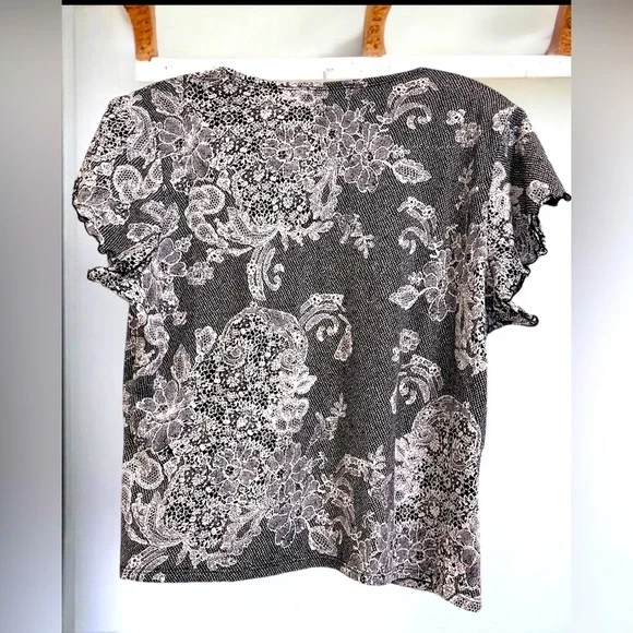 3 Womens Laura Ashley petite dress blouses. - Picture 3 of 16